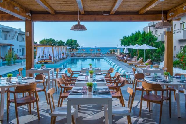 main_restaurant_1-lifestyle-beach-resort.jpg