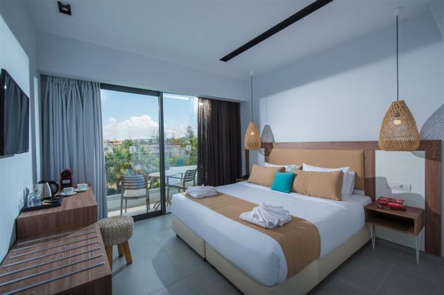 dbl_plus_1-lifestyle-beach-resort.jpg