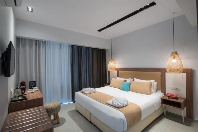 dbl_plus_2-lifestyle-beach-resort.jpg