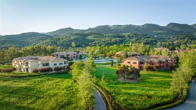 59-view-of-the-hotel-from-above-costa-botanica_72dpi.jpg