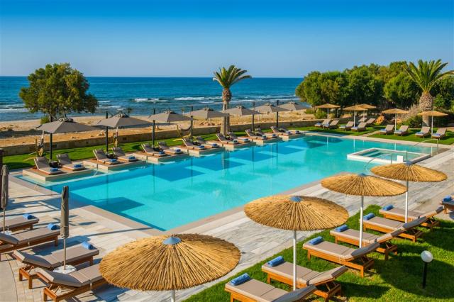 PARALOS KOSTA ALIMIA_Relax Pool.jpg