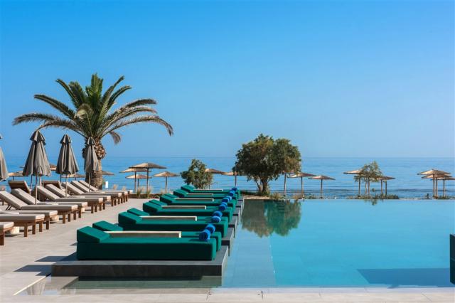 PARALOS KOSTA ALIMIA_Infinity Pool.jpg