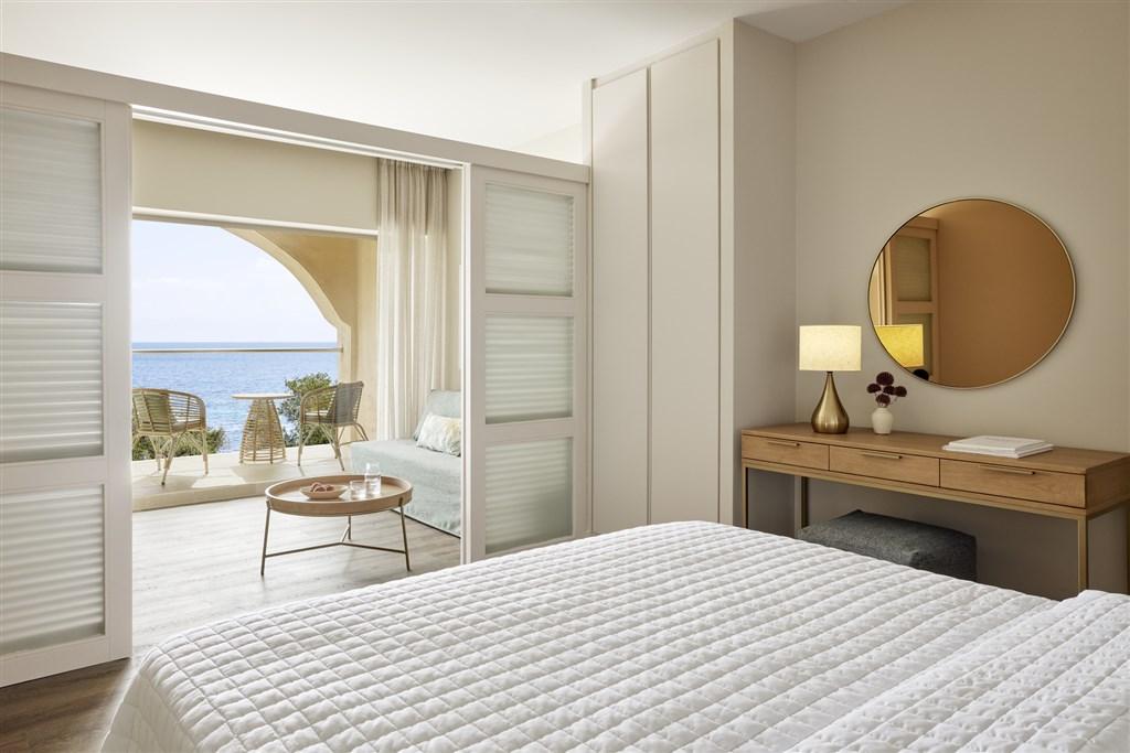 MarBella_Family Room Sea View (1)1.jpg