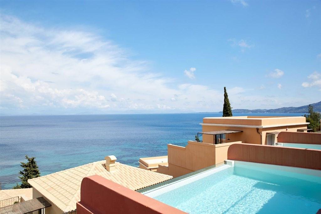 Deluxe Suites Pools.jpg