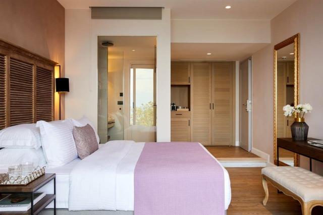 Junior Suite Private use Pool Bedroom.jpg