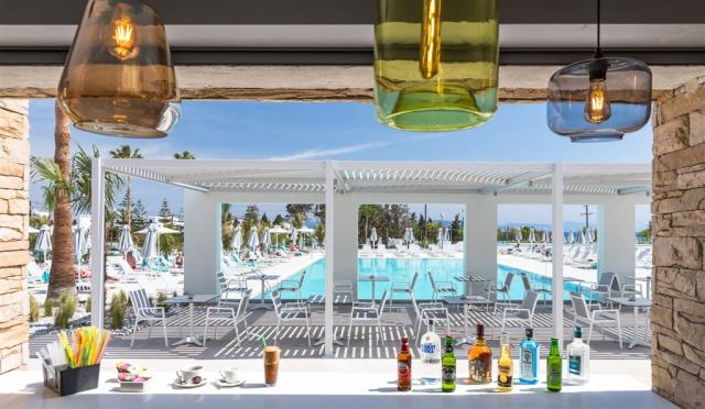 blo-pool-bar-0.jpg