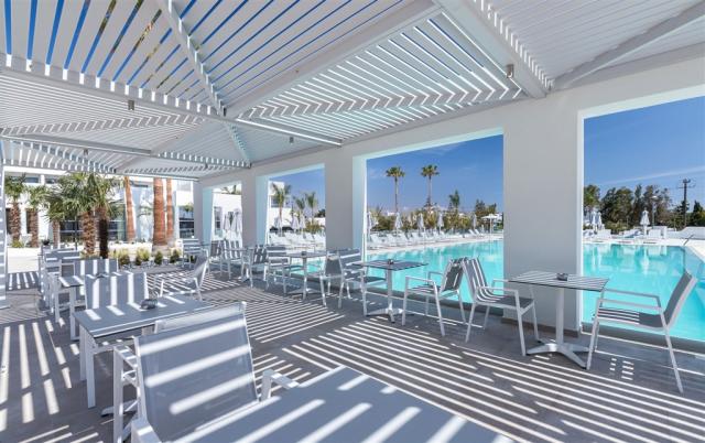 blo-pool-bar.jpg