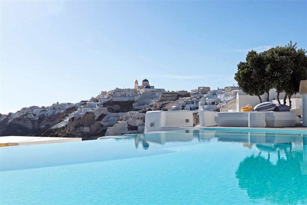 anthos-restaurant-santorini-oia_res.jpg