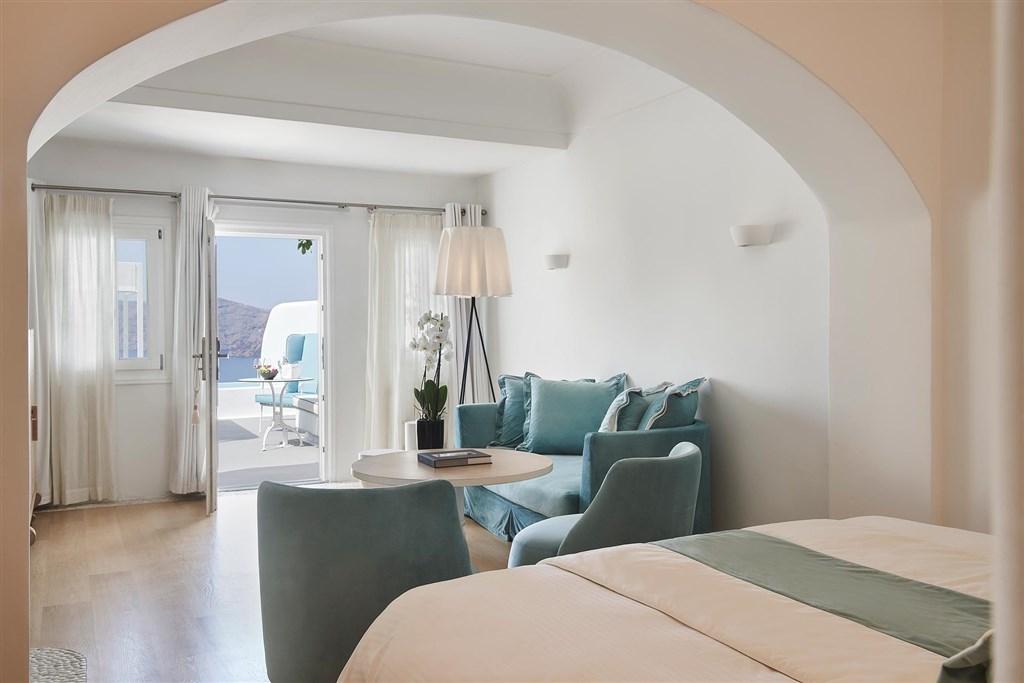 katikies-kirini-hotel-santorini-honeymoon-suite_00531.jpg