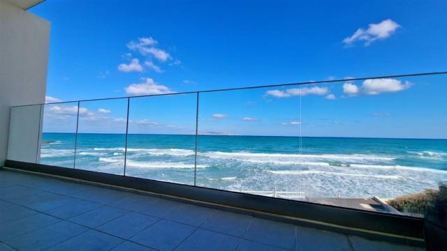 Sunset-beach-Junior-Suite-SV-Balcon.jpg