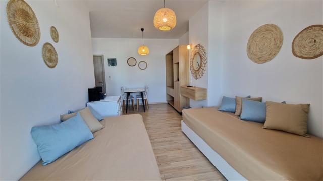 Shotelas Sunset beach Junior Suite living room 2.jpg
