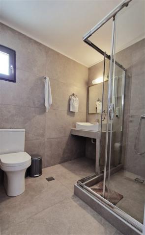 Shotels Sunset beach Junior Suite Bath room.jpg