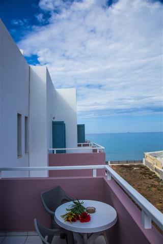 Shotels Almare beach Balcony ssv room.jpg