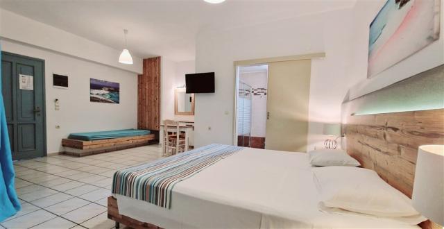 Shotels Almare beach Superior dbl-triple GV.jpg
