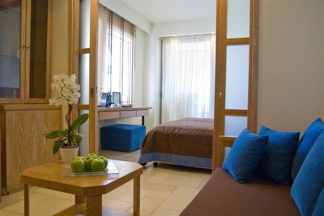 Eagles Palace family room.jpg