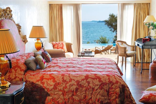 76-Palazzo-Imperiale-with-Private-Pool-Master-Bedroom-Suite-wit