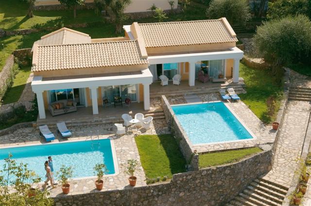 19-Palazzina-Villa-with-2-Private-Pools_72dpi.jpg