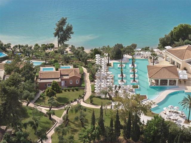02-Eva-Palace-Luxury-Hotel-in-Corfu.jpg