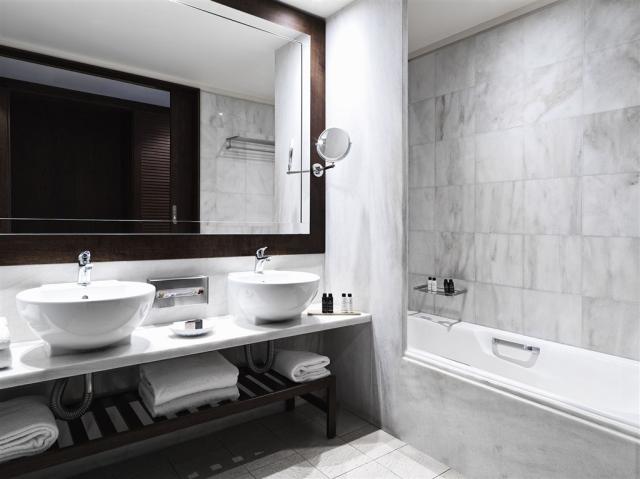 main-building-rooms_8111.jpg
