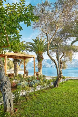 34-All-inclusive-beach-resort_72dpi.jpg