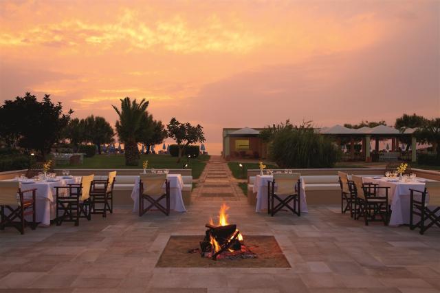 06. Dining at Meli Palace is a treat_high.jpg