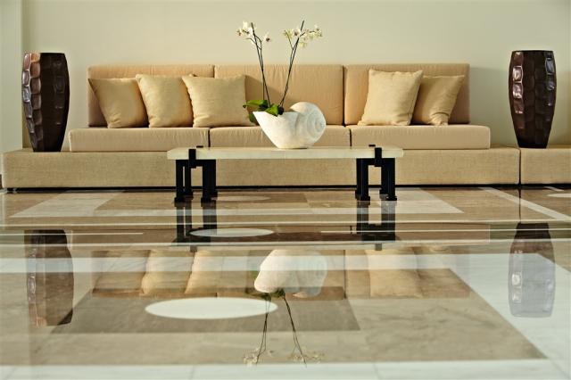 12-Classic-Chic-Lobby-Lounges_72dpi.jpg