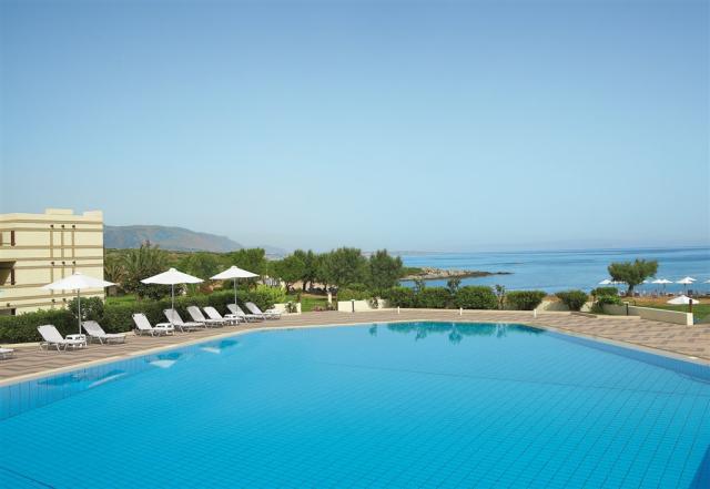17. Landscape Freshwater Pool_high.jpg