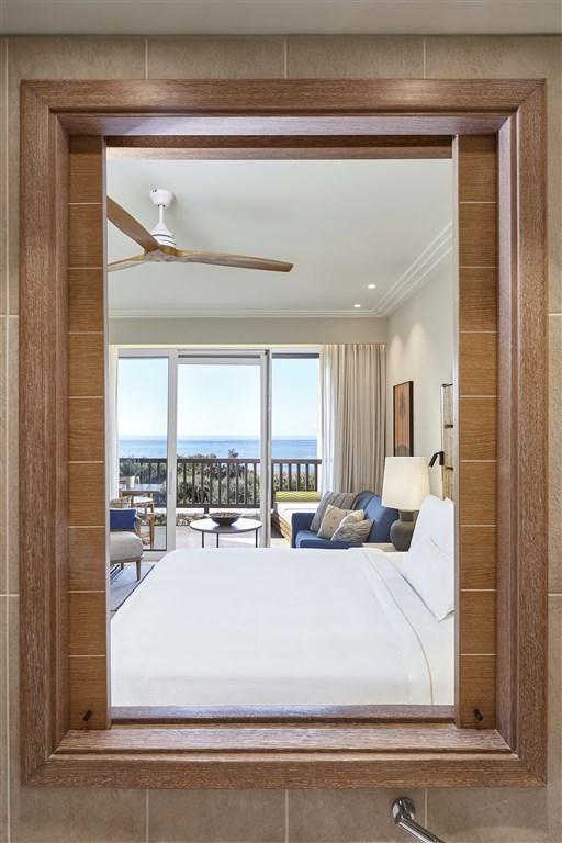 Premium Deluxe Bedroom_closeup.jpg