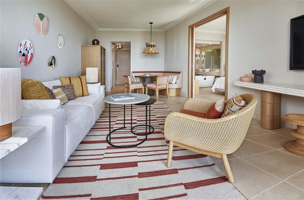 Premium Suite_Living Room_interior1.jpg