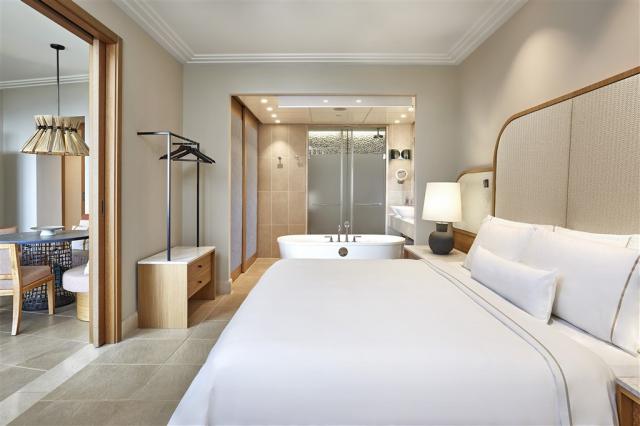 Family Suite Bedroom1.jpg