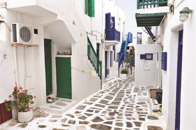 Mykonos-Cycladic-architecture.jpg