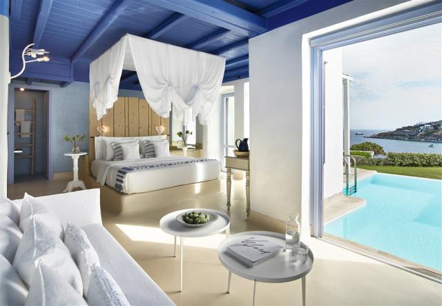 47-Endless-Blu-Villa-with-Private-Pool,-Master-Bedroom-with-Kin