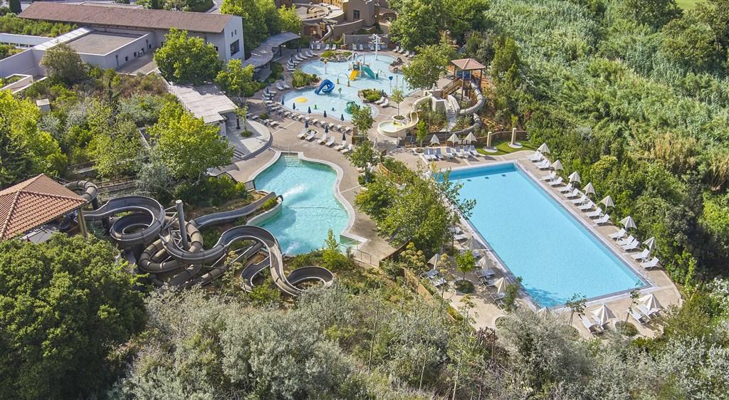 Aqua Park_above.jpg