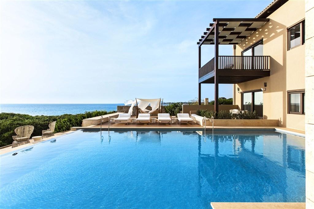 Guestroom_Koroni Villa1.jpg