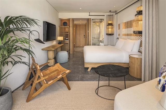Room interior_1_PT.jpg