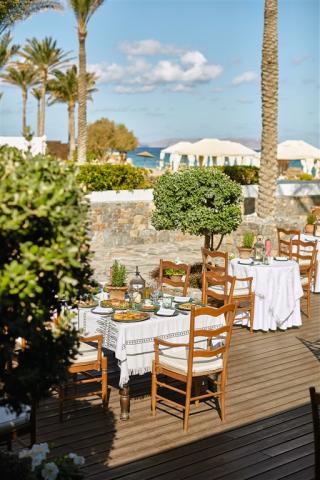 17-Xasteria,-Cretan-Restaurant_72dpi.jpg