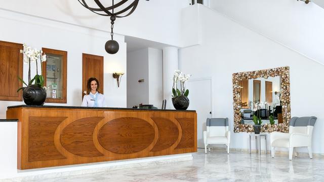 06-grand-leoniki-residence-lounges-6503.jpg
