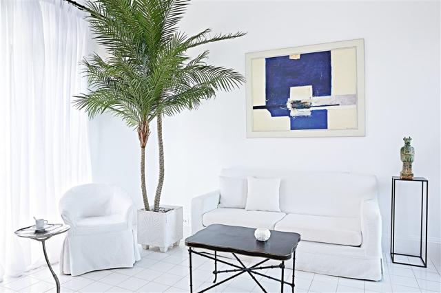 42-Maisonette-Living-area_ca042_72dpi.jpg
