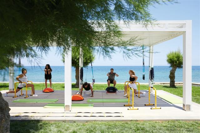 25-Outdoors-gym-for-fitness-activities-and-sports-for-every-age