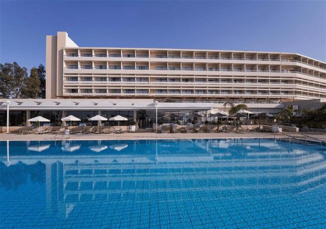 atlantica-miramare-beach-cyprus-limassol-4 .jpg
