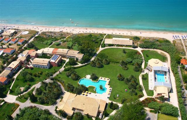 Panoramic 2 village  Beach.jpg
