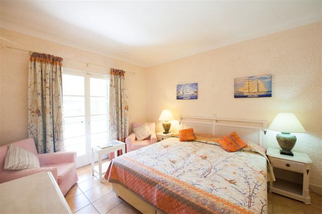 StGeorge's Bay Large Suite Type C'.jpg