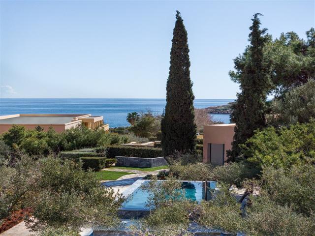 01-Premier-Bungalow-Private-Pool.jpg