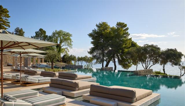 Avali_Pool Area (2).jpg