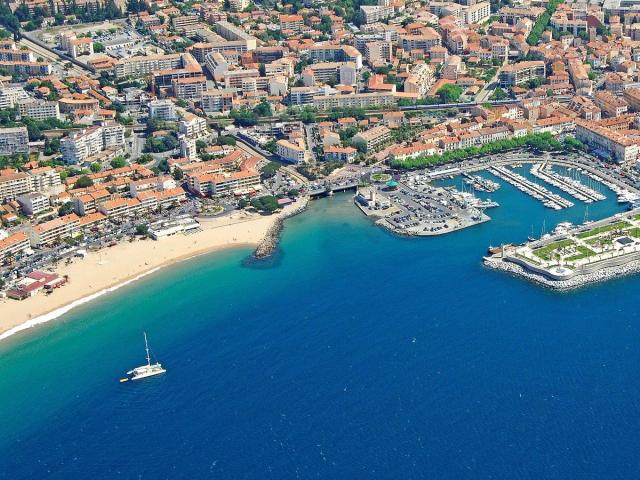 Hotel De Flore Saint Raphael 08