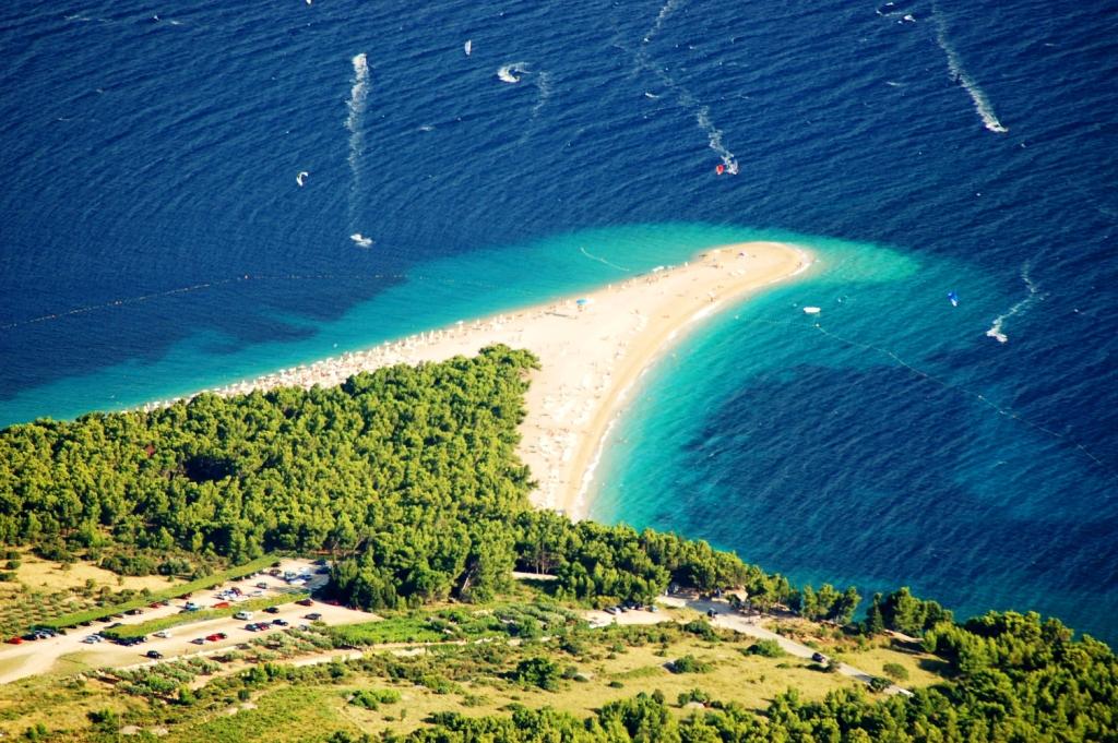 Výlety_Bol Zlatni Rat