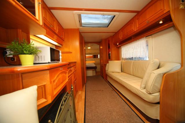 20 Chorvatsko Živogošče luxusní karavany 