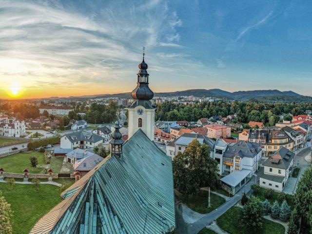 13 00 Rožnov pR