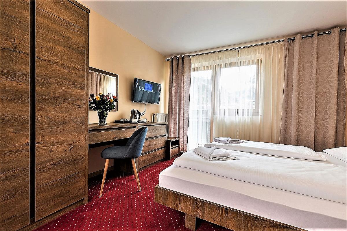 04 SHL Kaprun hotel Post