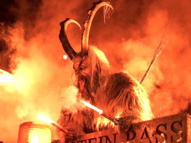 04 Advent a Krampus Rakousko